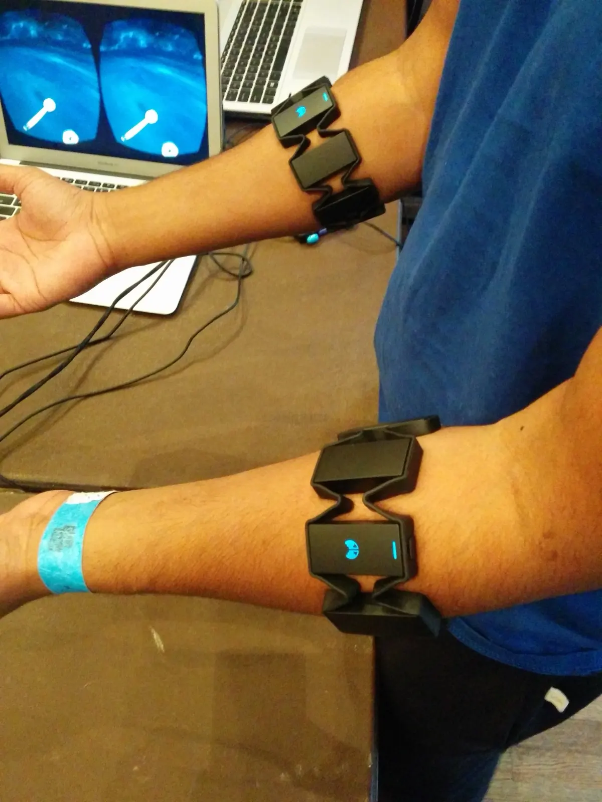 Screenshot of ironmyo — Myo armband interface that lets you control Iron Man-style HUD elements with hand gestures.